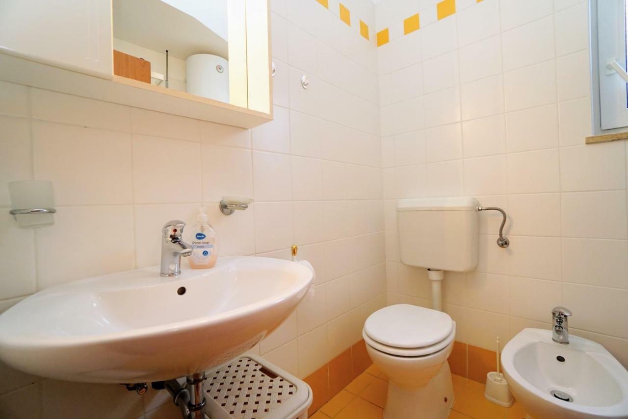 Biljana Apartamento Savudrija Exterior foto