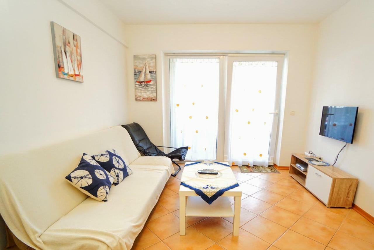 Biljana Apartamento Savudrija Exterior foto